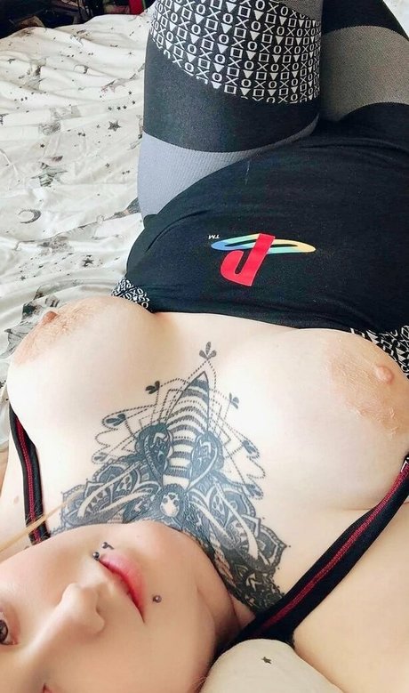 pregnant nude onlyfans pretty image