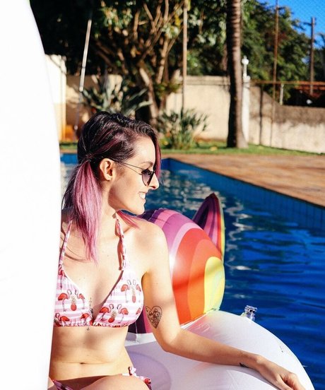 Karen Bachini adult actress gallery