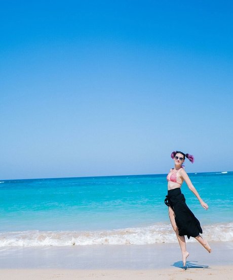 Karen Bachini perfect pornstar pictures