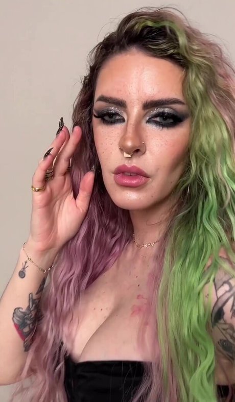 Karen Bachini pornstar hd img