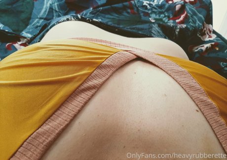 heavyrubberette model top images