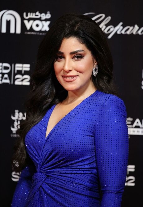 ass spread onlyfans art porn archive