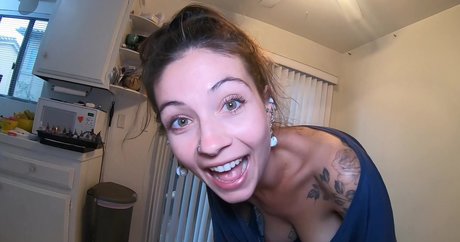 huge shemale onlyfans sexy naked images