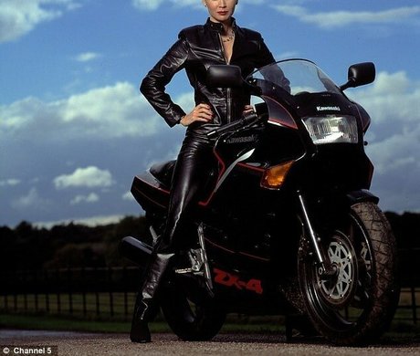 Lysette Anthony perfect pornstar pics