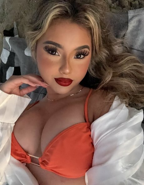 Mysticaldreamgyal porn model pics