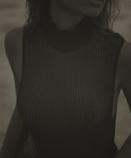 UN YA nudes star photo