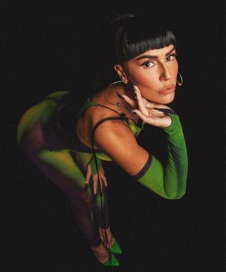 deep onlyfans exclusive photo