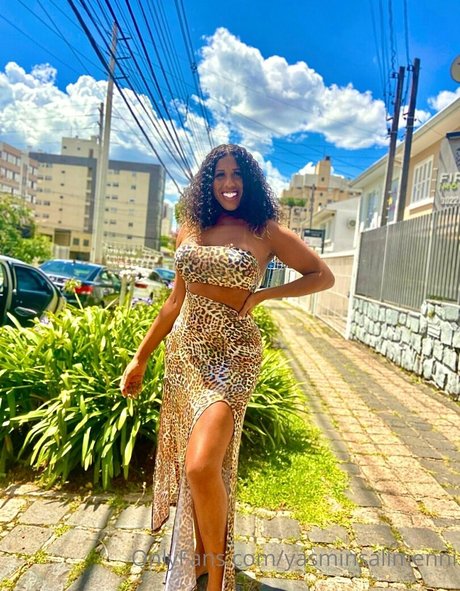 yasminsalimenni adult model gallery