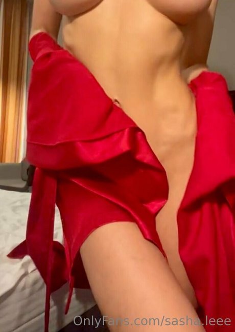 sasha leee model exclusive img