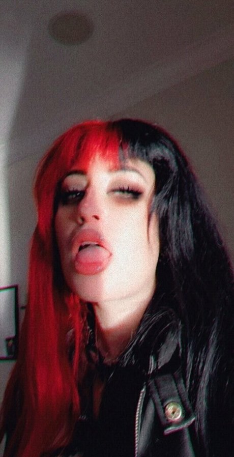 poppycarmine star sexy gallery