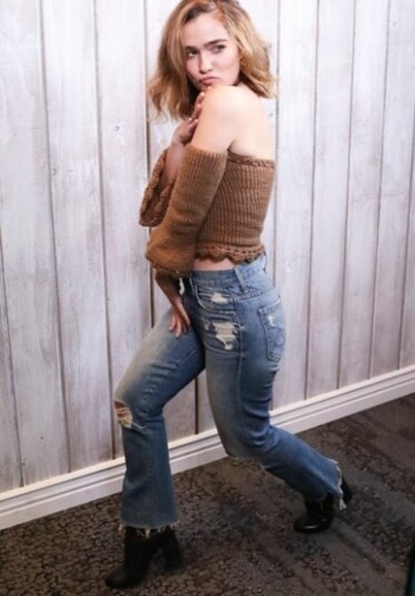 Haley Lu Richardson free actress images