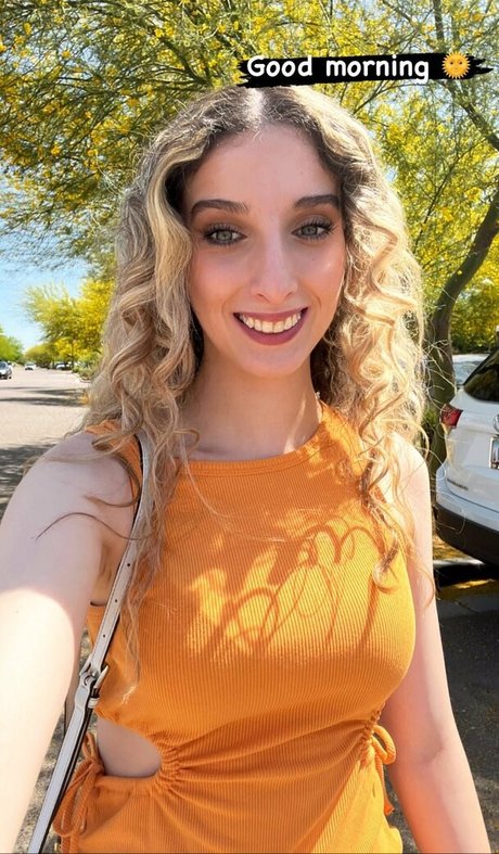 Yanellis Linares art actress images