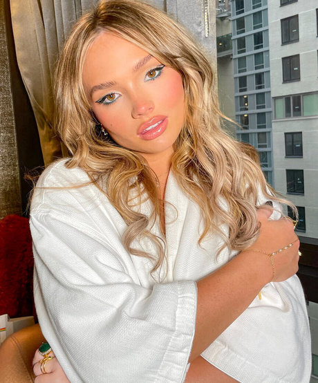 goth threesome onlyfans sexy naked img