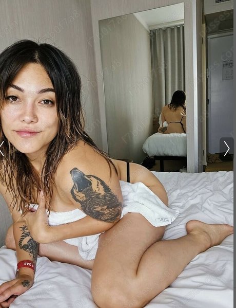 AvaGG pornstar exclusive picture
