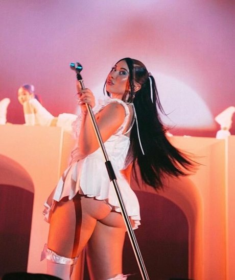 Kali Uchis hot model picture