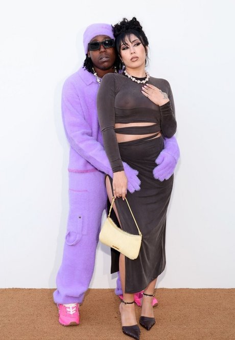 Kali Uchis art model images