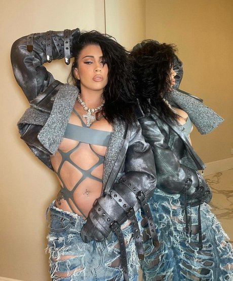 Kali Uchis free actress gallery