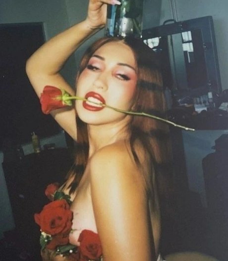 Kali Uchis model sexy photos