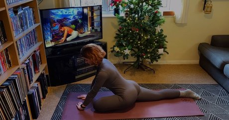 blonde deepthroat onlyfans erotic picture