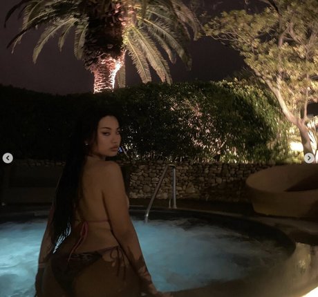 Sc Pion_ naked actress photos