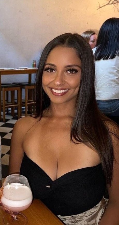Chanelle Punton model perfect photos