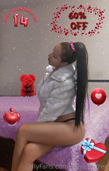 simona free perfect star photo