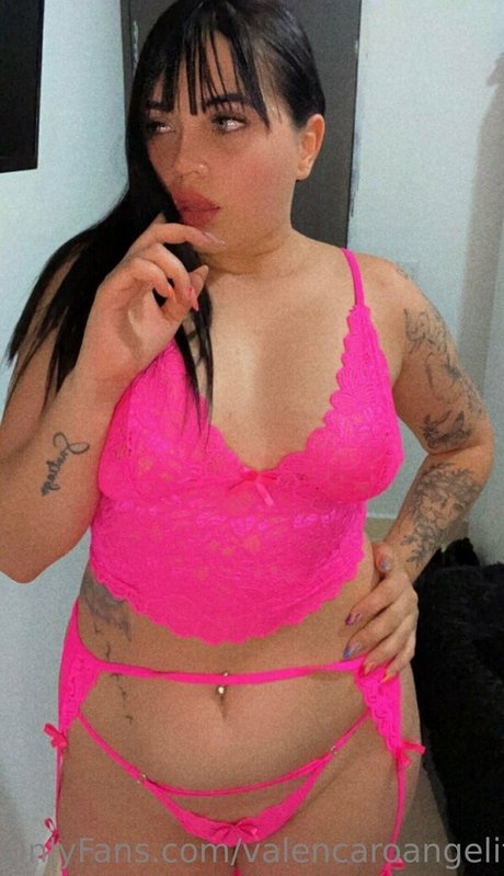 valencaroangelita star pic