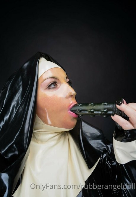 rubberangeldoll free pornstar images