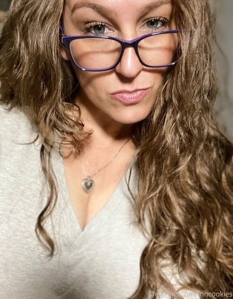 pregnant princess onlyfans exclusive pic