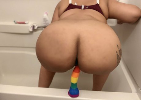 asian female onlyfans free nude picture