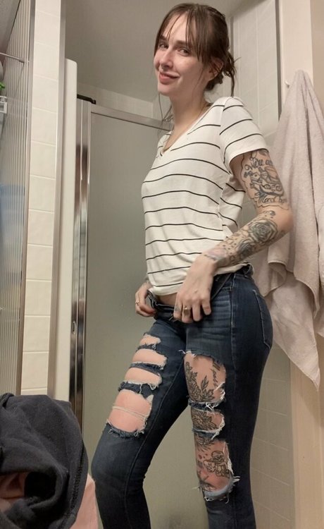 lilhoneybeez star exclusive photo