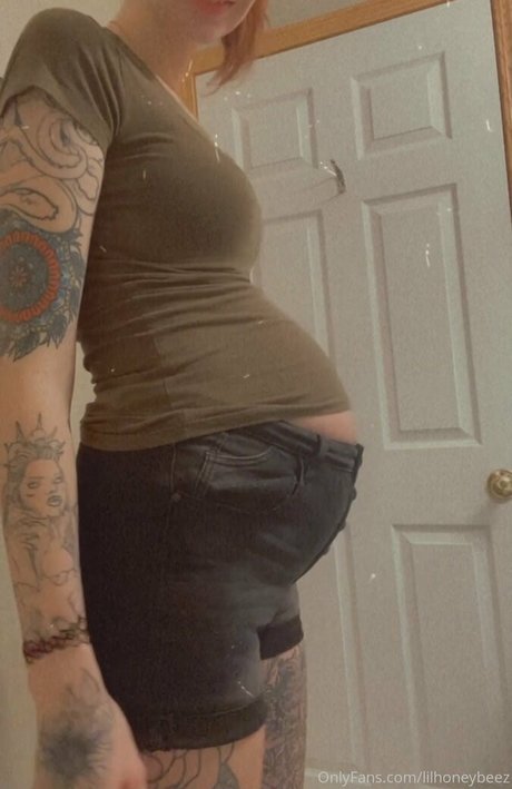 lilhoneybeez star nice pictures