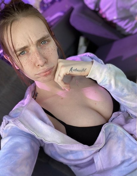 lilhoneybeez star art photos