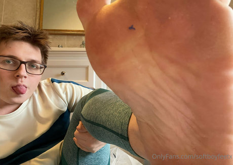 softboyfeetx model sex pics
