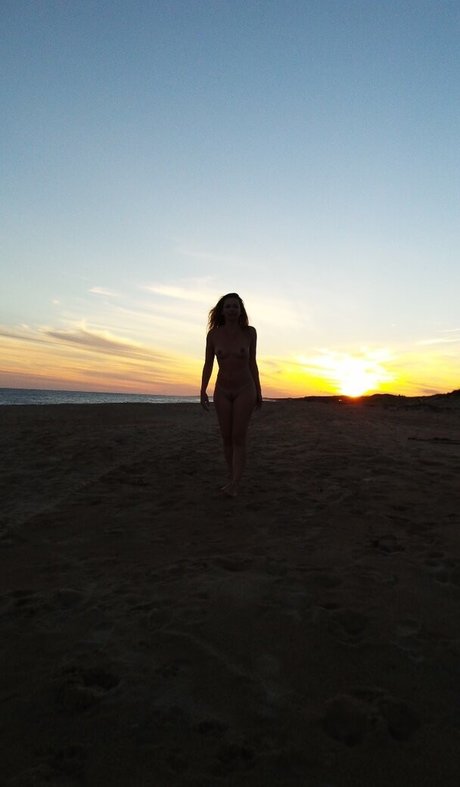 carinamoreschi hot star img