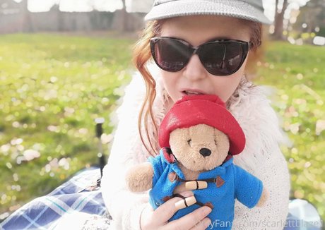 scarlettblaze1 pornographic star galleries