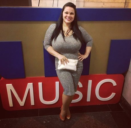 mother onlyfans sexy naked photos