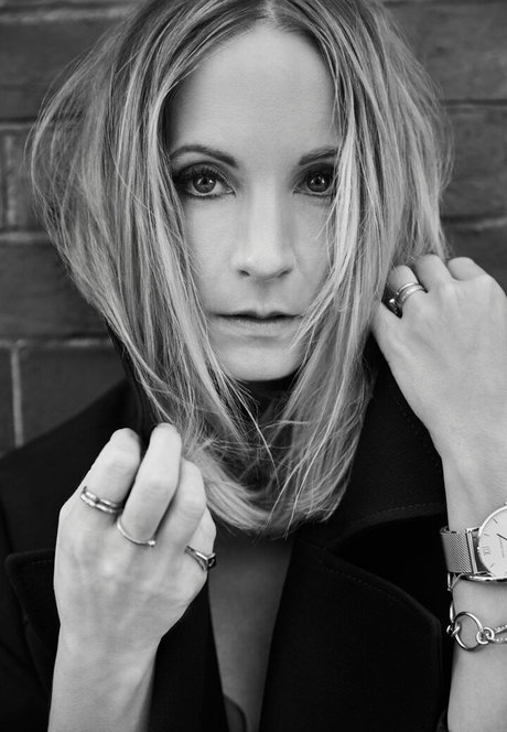 Joanne Froggatt model best pic