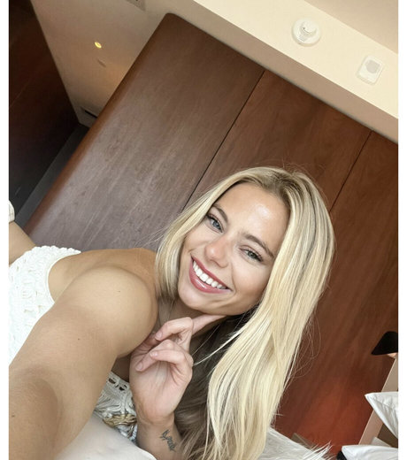 Krista Stevens model art picture