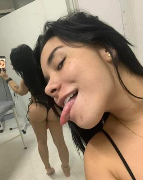 Melissa Gutierrez model beautiful pics