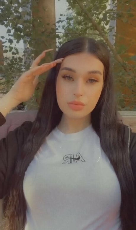 Lu Aaliyah high quality model gallery