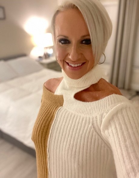 Savannahrider1 adult star images