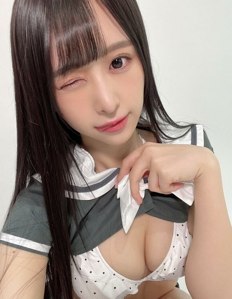 Naomi Majima model sex image