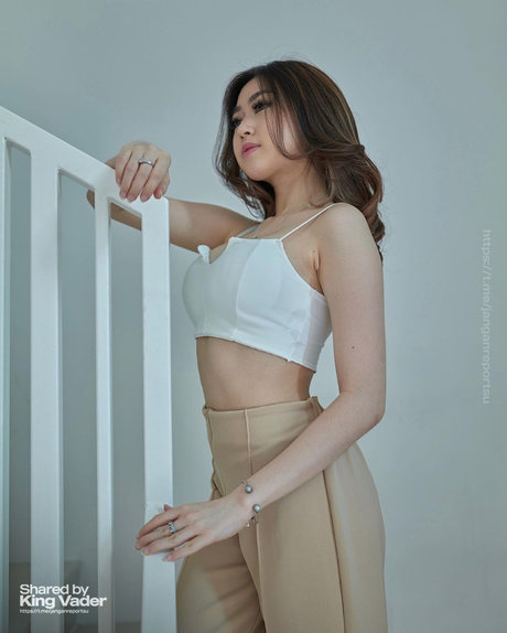 big tits college onlyfans best photos