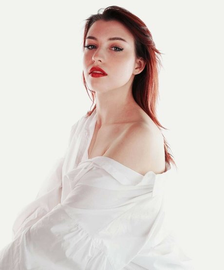 Kaya Solo pornstar perfect image