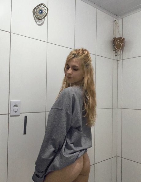 Fada Latina adult model photo