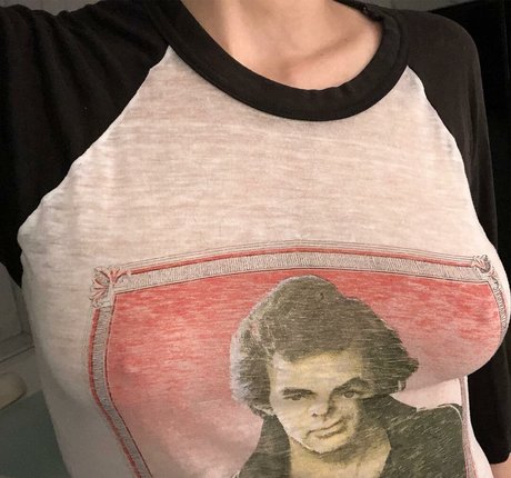 housewife onlyfans nice photos