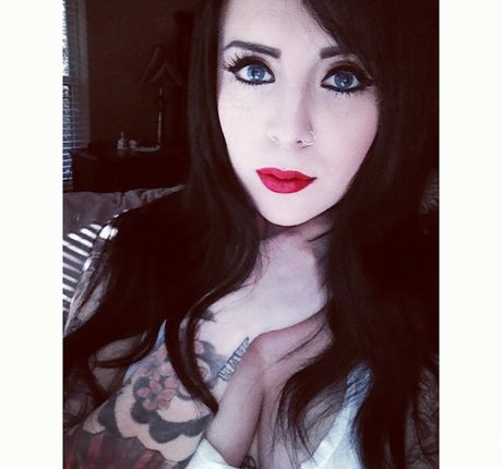 SJ Valenz top model galleries