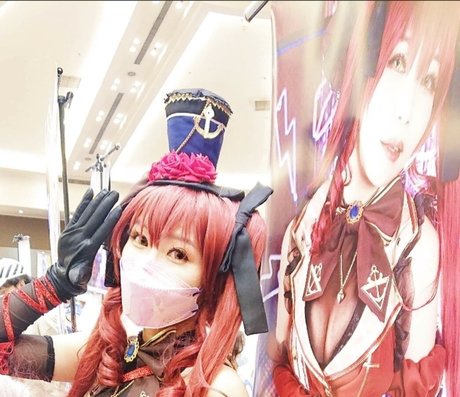 Akicoser beautiful actress picture