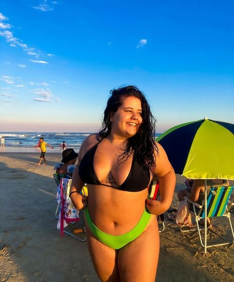 Karol Lannes model nudes archive